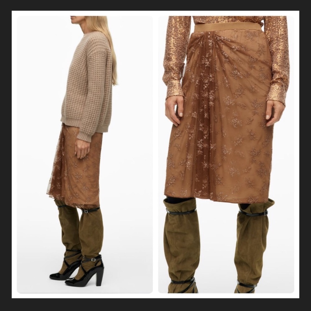 Zara limited edition Embroidered Skirt $149